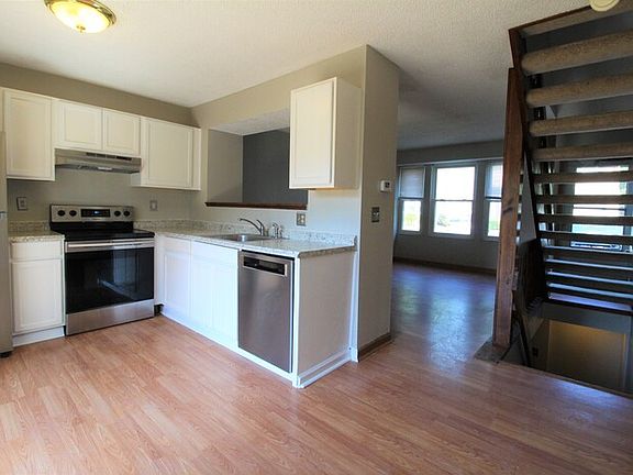 4th image of 7730 Barkwood Dr #4A