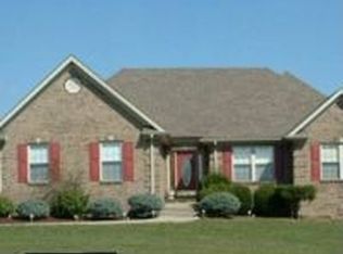 4004 Port Royal Dr, Richmond, KY 40475