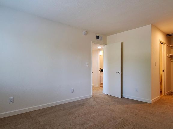 5th image of 420 Alameda Del Prado #450-M