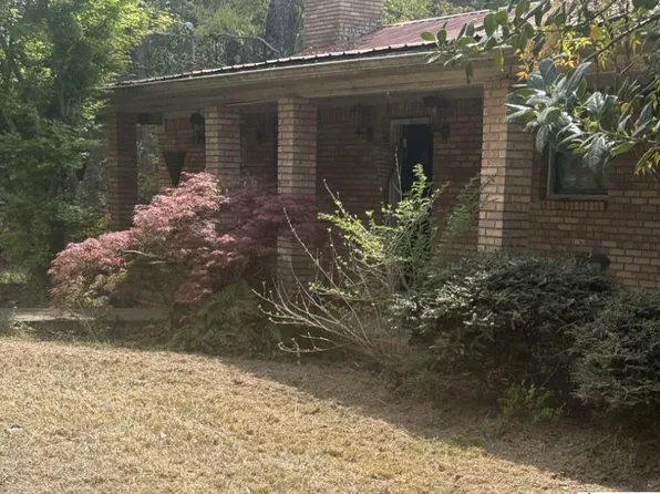 126 Lone Star Ln, West Blocton, AL 35184