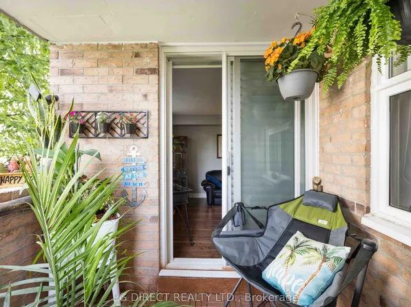260 Davis Dr Unit 407, Newmarket, ON L3Y 7C3