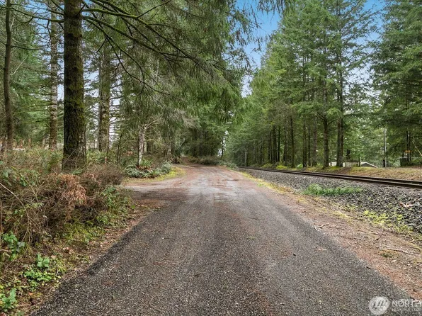 151 NE Deerwood Drive, Belfair, WA 98528