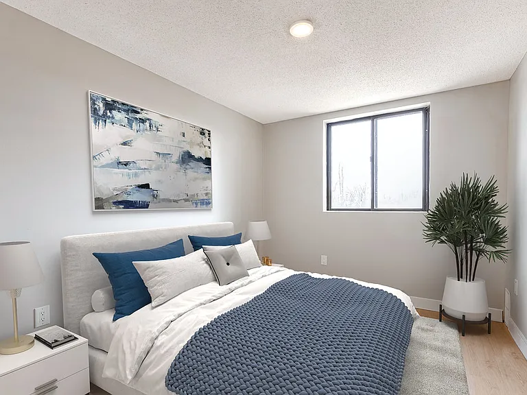 400 Parkside Dr — Photo 8
