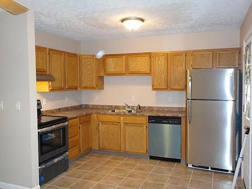 3rd image of 1336 Chesterton Ln