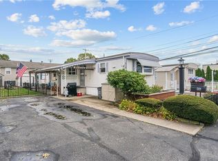 46 Lowell Ave, Pawtucket, RI 02861