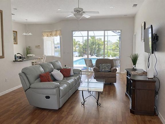 2nd image of 18146 AVONSDALE CIRCLE