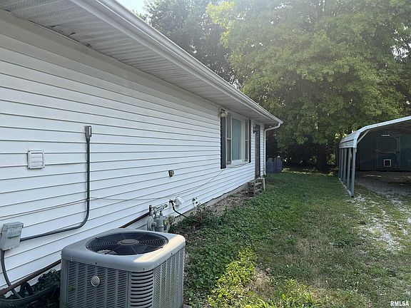 3rd image of 1035 Beesley Ave