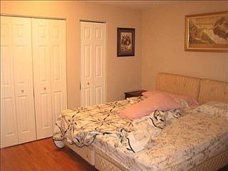 4th image of 121 Avenue A