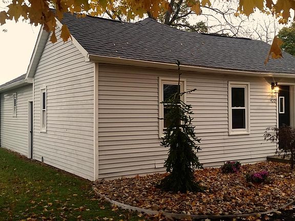 2nd image of 420 W 1st St
