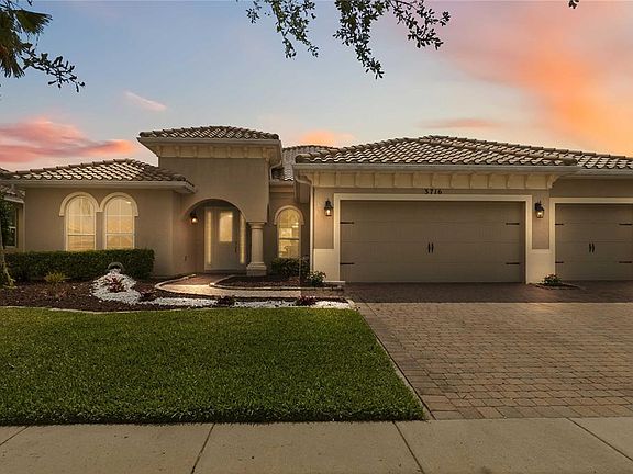 2nd image of 3716 Paradiso Cir