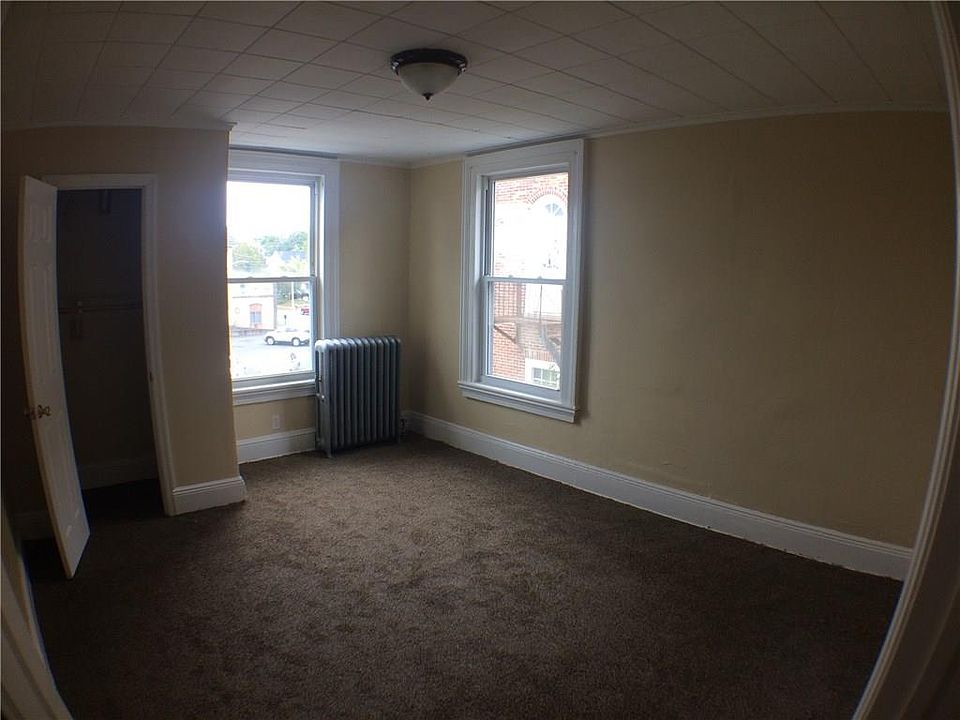 2nd image of 127 N Washington Ave APT 3