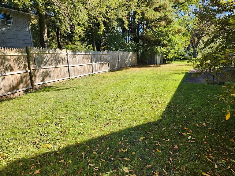 4 Northbrook Dr — Photo 6