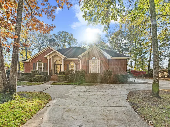 4431 Wild Thicket Ln, North Charleston, SC 29420