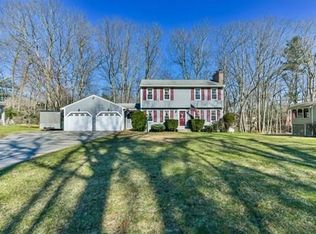 9 Cardinal Dr, Dudley, MA 01571