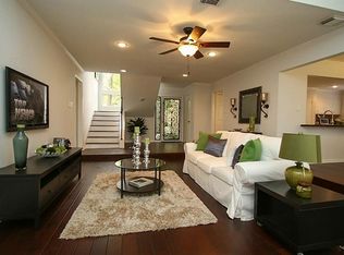 2 Yellowood Ct, Spring, TX 77380