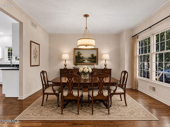 5th image of 66 Windward Way