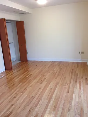 Rented by Picture Realty Inc. | media 20