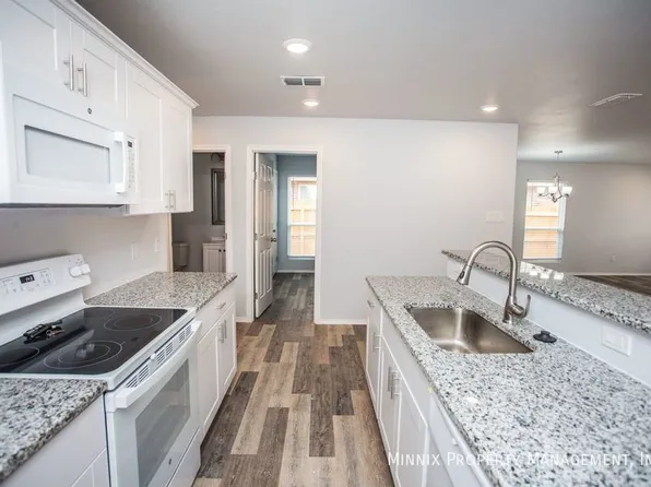 5601 Kemper St #B, Lubbock, TX 79416