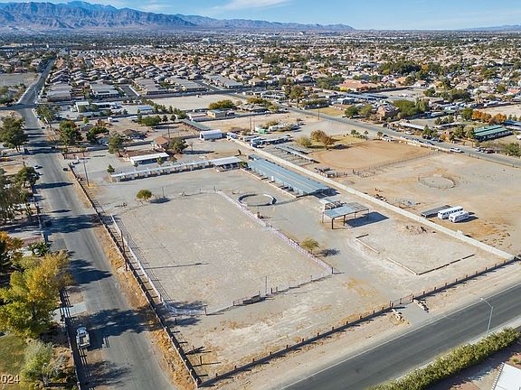 4th image of 5820 W La Madre Way