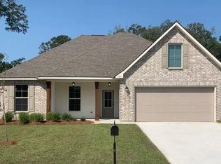 737 Jackson Ct, Madisonville, LA 70447