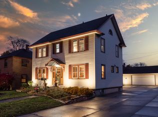 7011 W Bluemound Rd, Wauwatosa, WI 53213