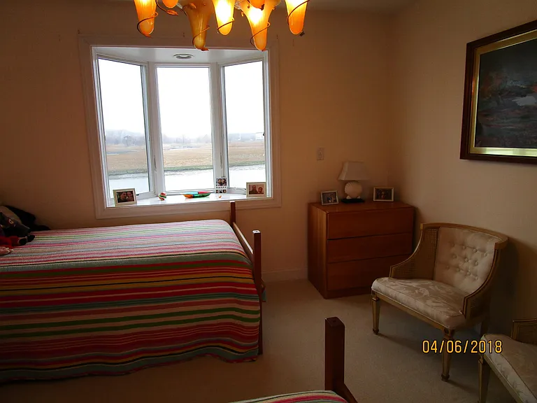 children's bedroom