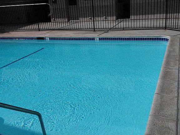 3rd image of 1135 W I St APT 5
