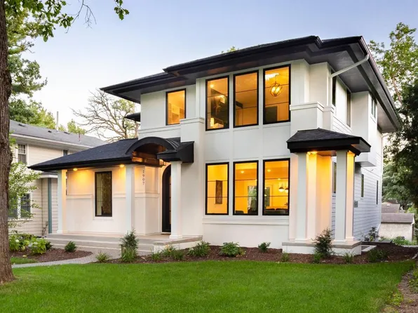 1907 49th St W, Minneapolis, MN 55419