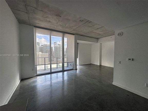 4th image of 151 SE 1st St APT 2405