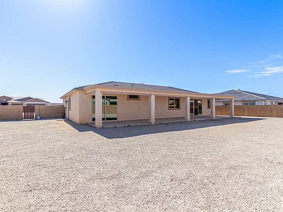 2nd image of 14590 E 42nd Pl