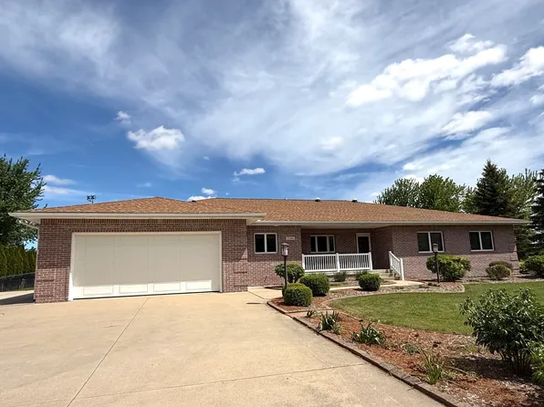 2145 Wheeler Rd, Bay City, MI 48706