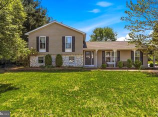 590 Sun Haven Dr, Clayton, NJ 08312