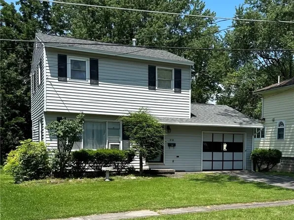 212 E Hickory St, Canastota, NY 13032