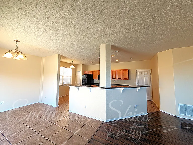 7905 Sierra Altos Pl NW — Photo 11
