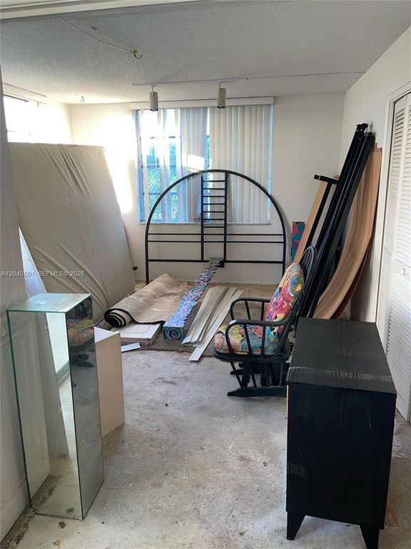 3090 N Course Dr APT 401, photo 2