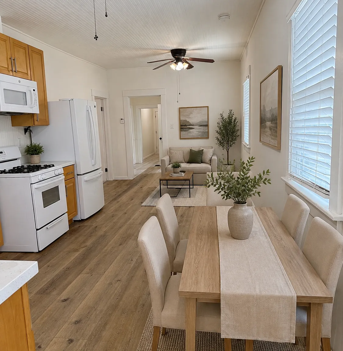 5 bed, 1250 sqft, $4,200 — Photo 2