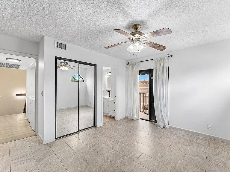6115 Seven Springs Blvd — Photo 14