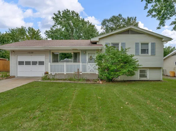 1722 SW Fairlawn Rd, Topeka, KS 66604