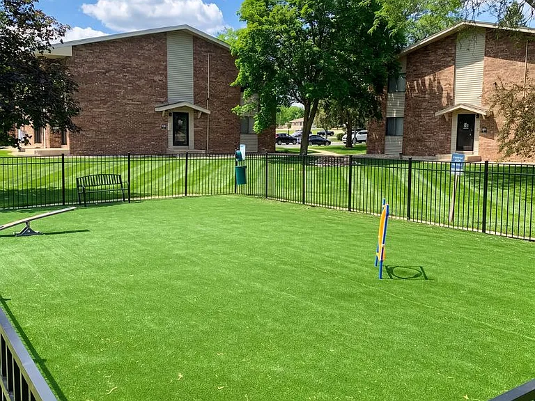 Franklin Park — Photo 17