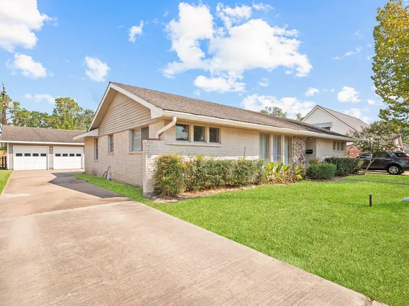 8314 Edgemoor Dr, Houston, TX 77036