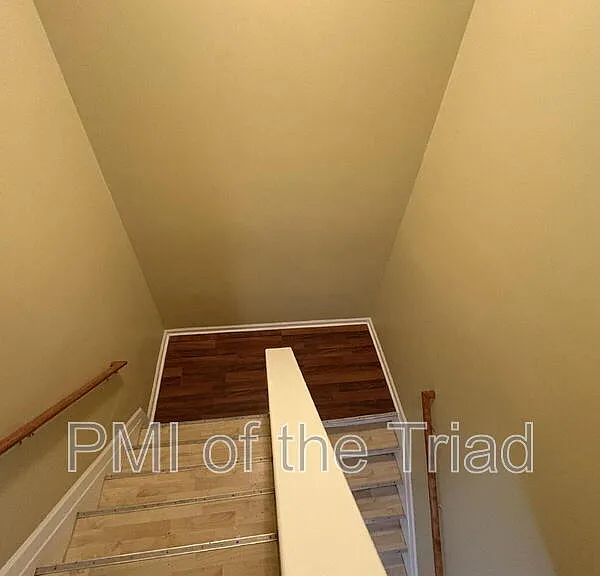 152 Drewsbury Dr — Photo 5