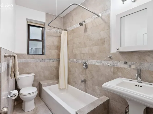 350 Cabrini Boulevard image 8 of 12