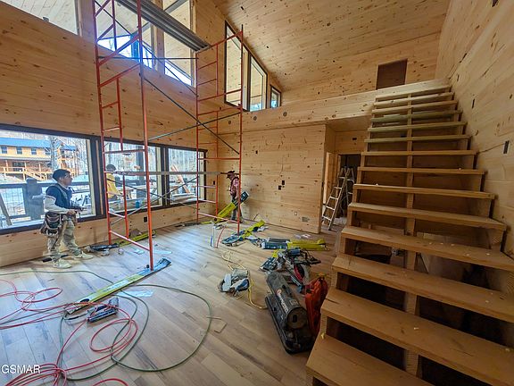 2nd image of 1424 School Rd House Gap