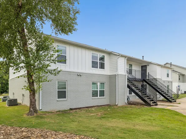 1126 W Cato Springs Rd #1, Fayetteville, AR 72701