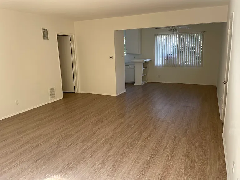 630 San Vicente Blvd #B — Photo 2