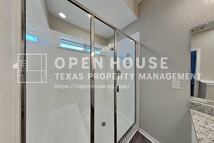 845 Royal Oak Ln — Photo 11