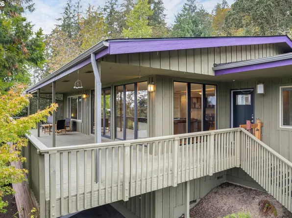 2765 Spring Blvd, Eugene, OR 97403