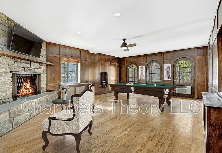 2701 32nd St NW — Photo 9