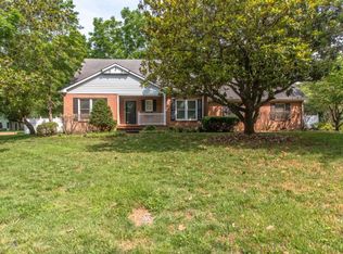 2208 Shannon Dr, Murfreesboro, TN 37129
