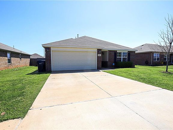 3rd image of 8504 SW 49th Cir